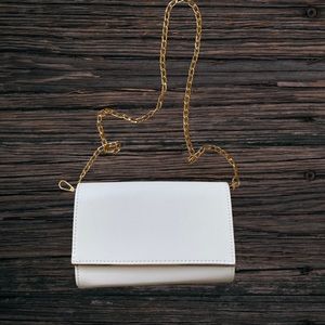 White crossbody bag